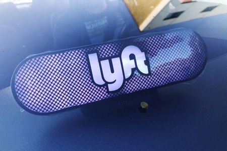 Lyft’s Future Under Scrutiny: Wedbush Downgrade Cites Autonomous Vehicle Disruption