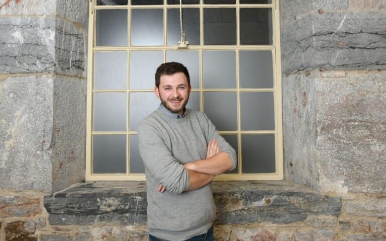 yodel delivery van with fraudulent documents