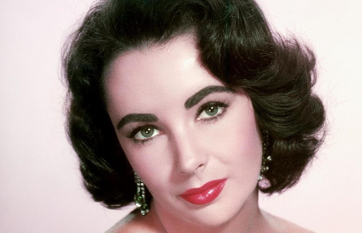 Hollywood legends net worth today