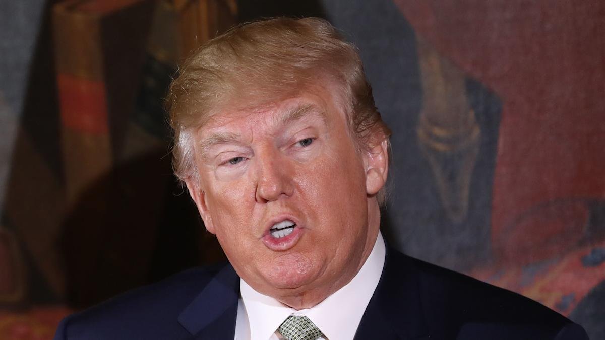 UK economy graph with brexit and trump tariffs