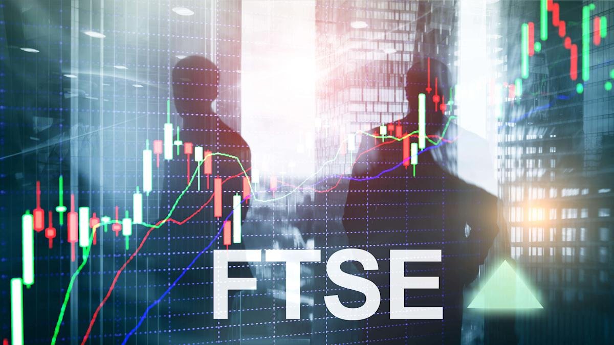 FTSE 100 breaks 10,000 milestone