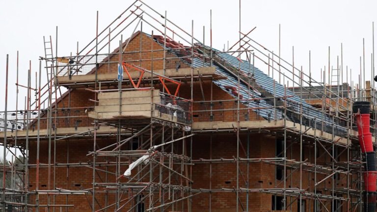 UK housebuilding slump continues