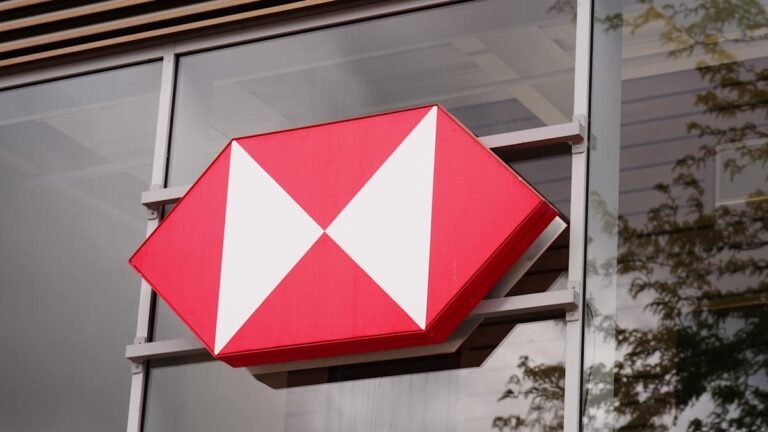 HSBC settles dividend fraud case in France