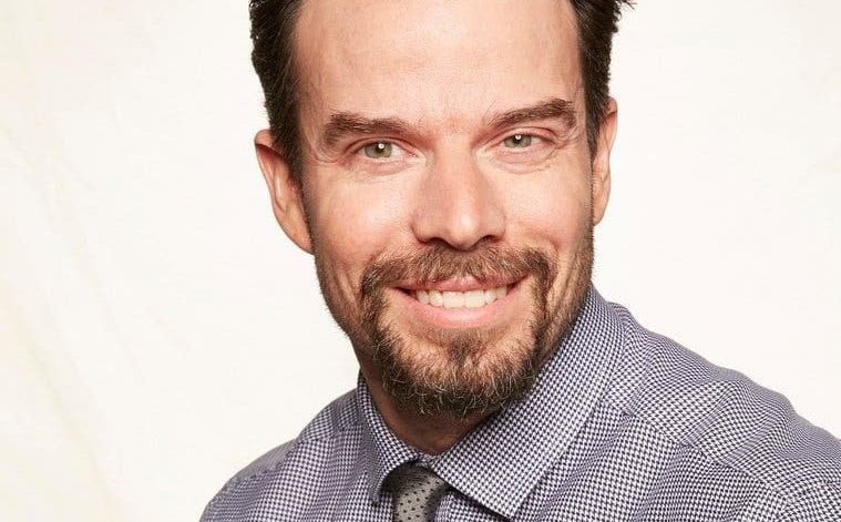 Billionaire Tory donor pays himself £477m